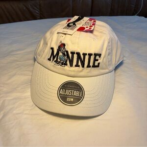 MINNIE MOUSE Walt Disney White Baseball Cap Hat Adjustable Embroidered Logo NWT